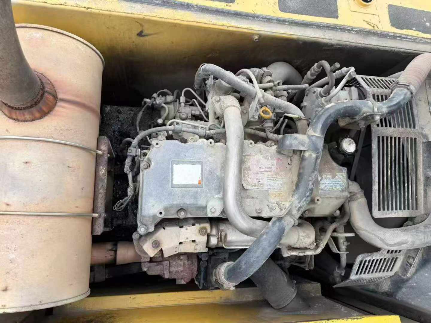 Buy Kobelco SK200 Used Excavator / 7