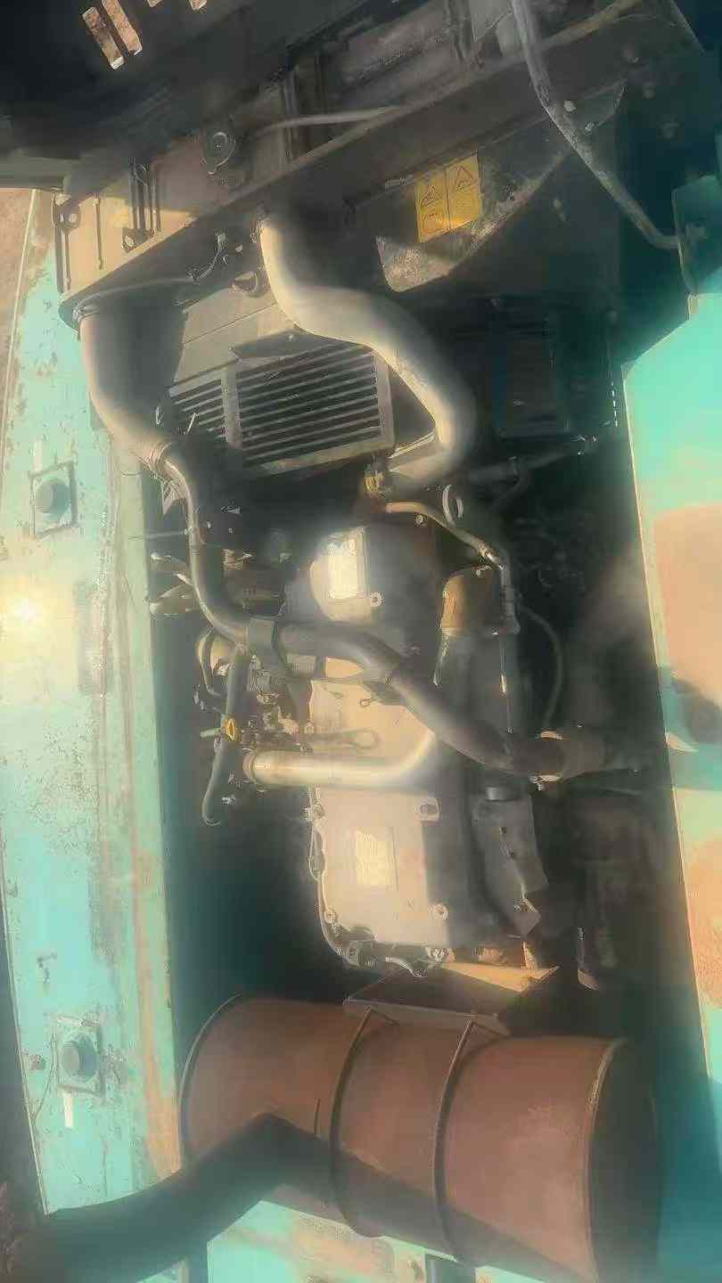 Buy Kobelco SK260LC-8 Used Excavator / 5