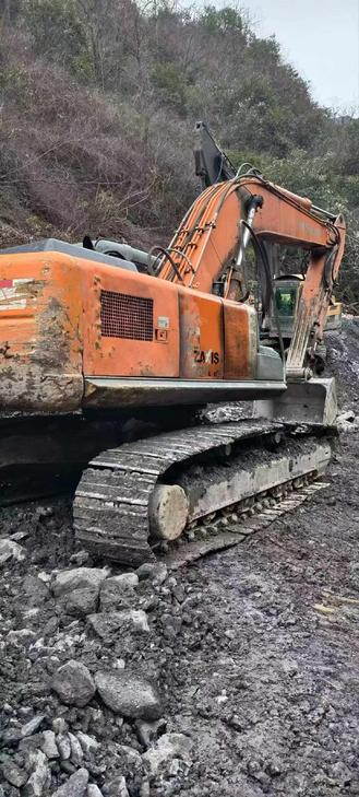 Buy Hitachi ZX260-3G Used Excavator / 1