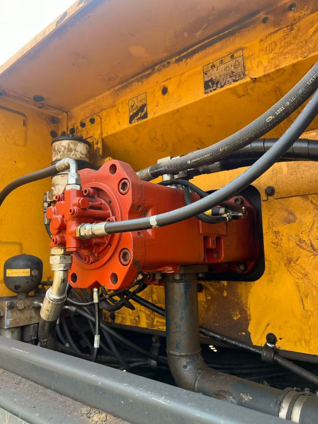 Buy Hyundai R385LVS Used Excavator / 9