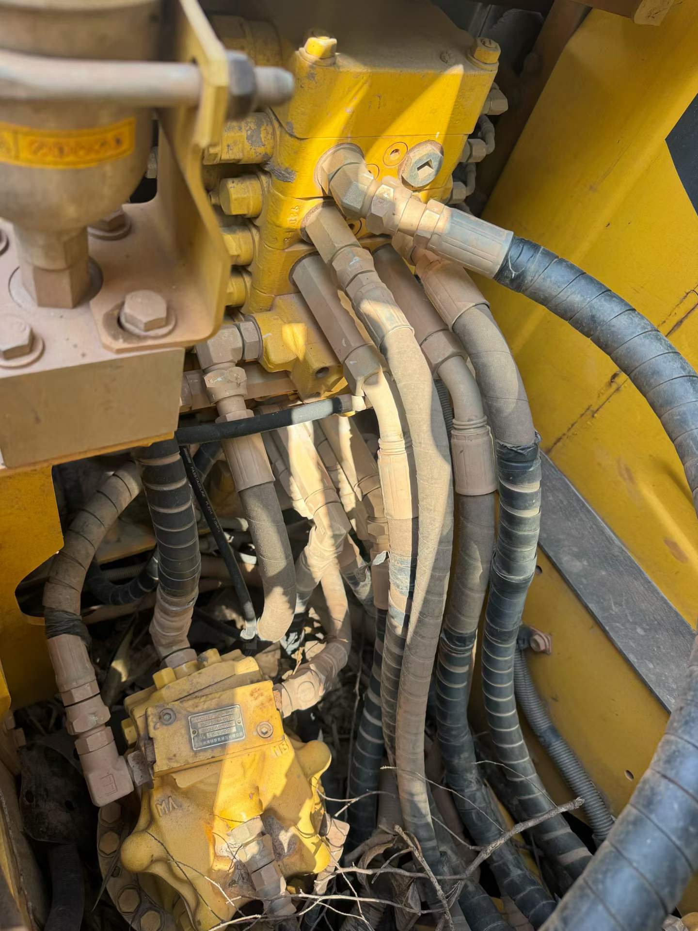 Buy Komatsu PC130 Used Excavator / 5