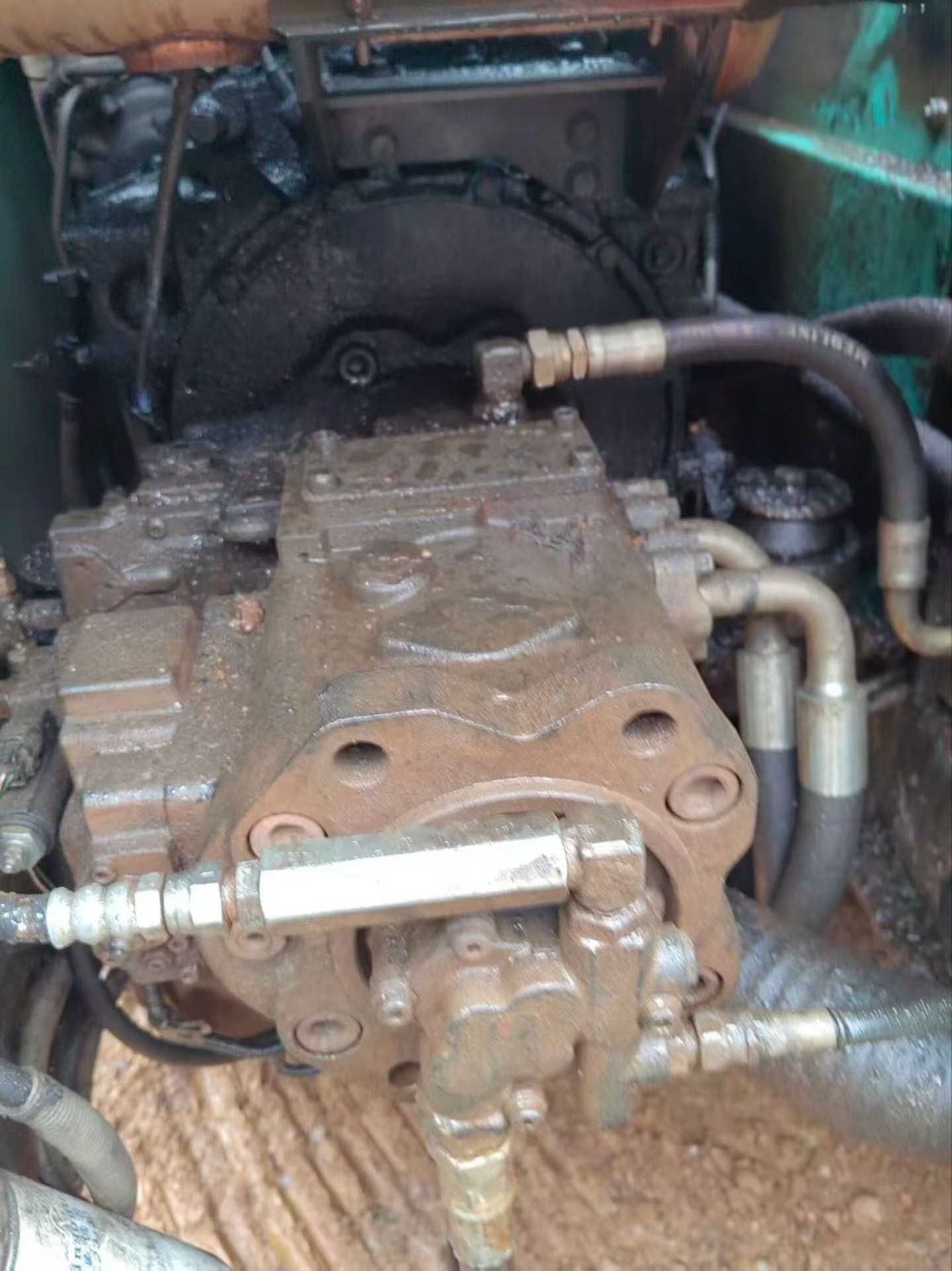 Buy Kobelco SK210 Used Excavator / 3