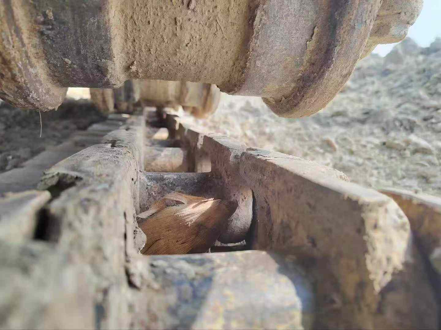 Buy Kobelco SK210LC-8 Used Excavator / 2