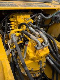 Buy Komatsu PC360-8M0 Used Excavator / 4 Buy Komatsu PC360-8M0 Used Excavator / 4