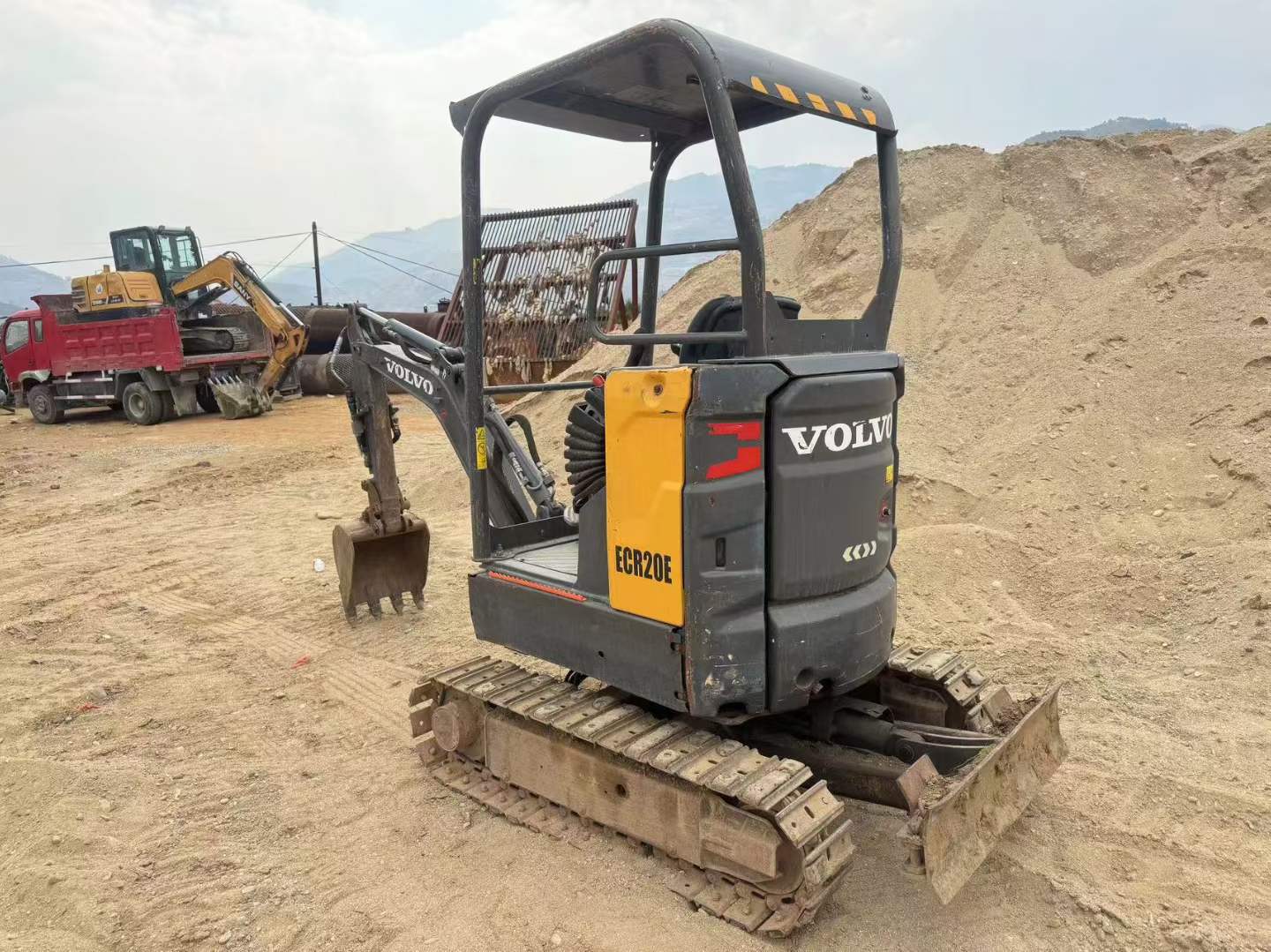 Buy Volvo EC18D Used Excavator / 3