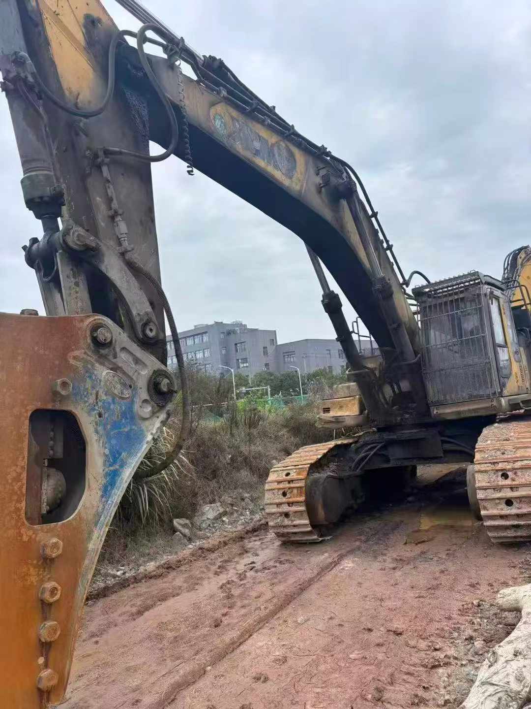 Buy XCMG XE700C Used Excavator / 6
