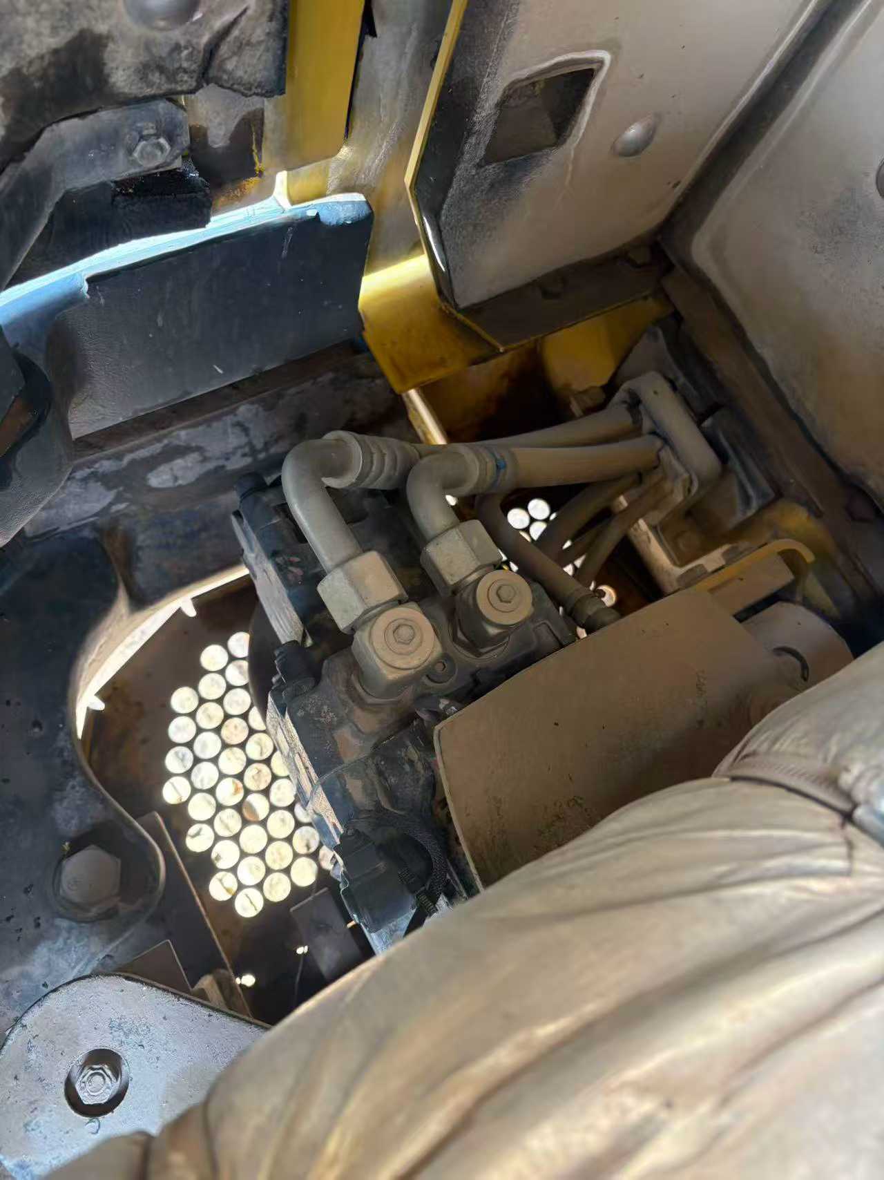 Buy Komatsu PC56-7 Used Excavator / 5