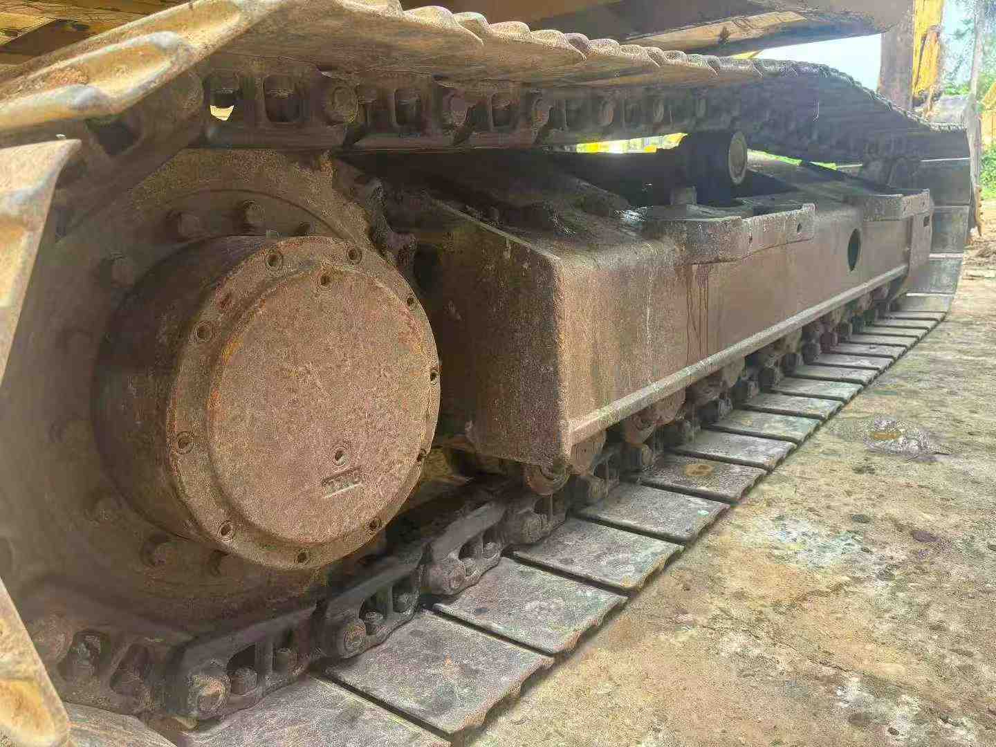 Buy Komatsu PC130-7 Used Excavator / 8