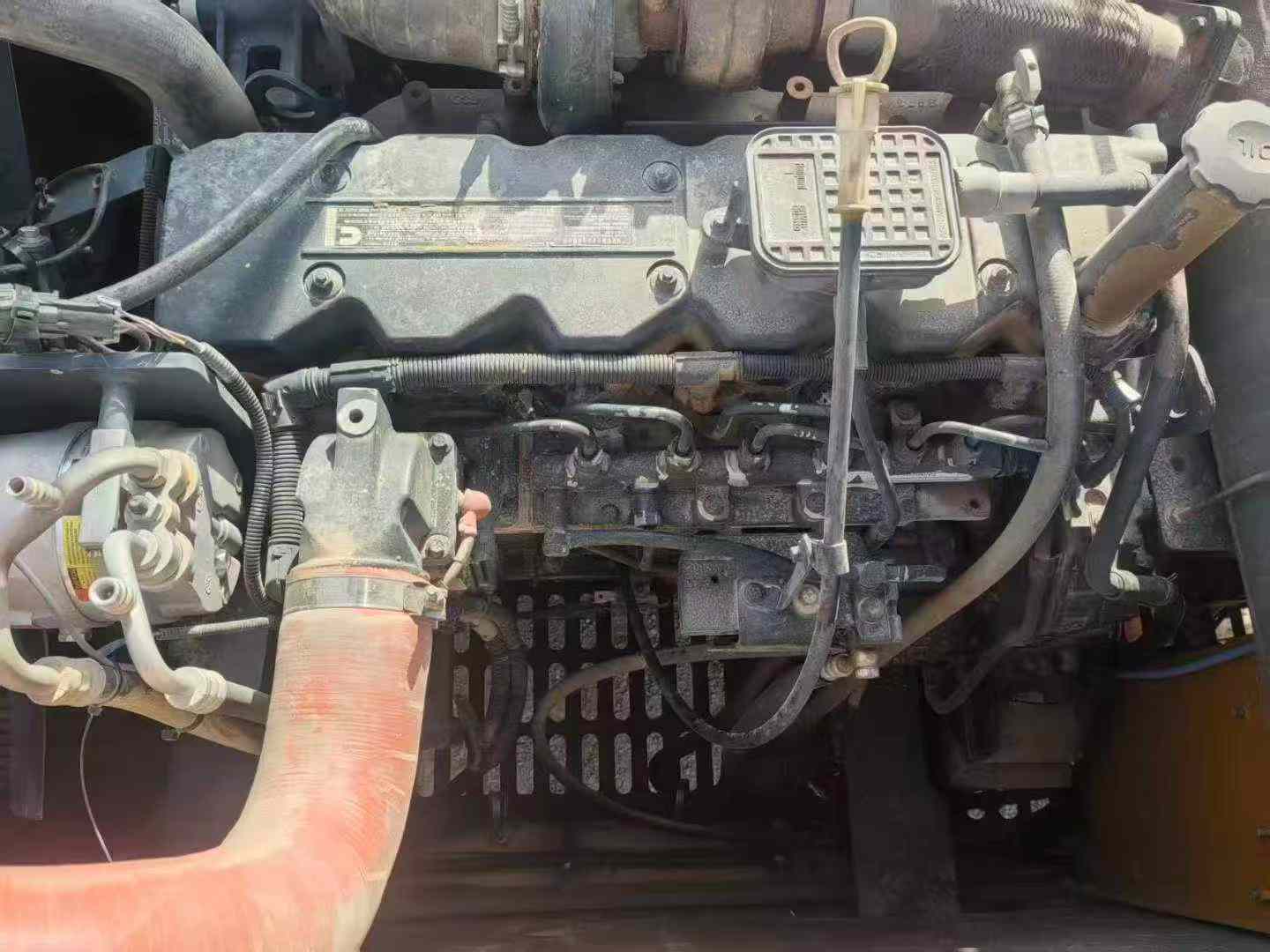 Buy XCMG XE305D Used Excavator / 4