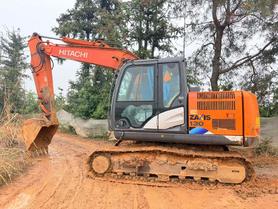 Buy Hitachi EX130H-5 Used Excavator / 2 Buy Hitachi EX130H-5 Used Excavator / 2
