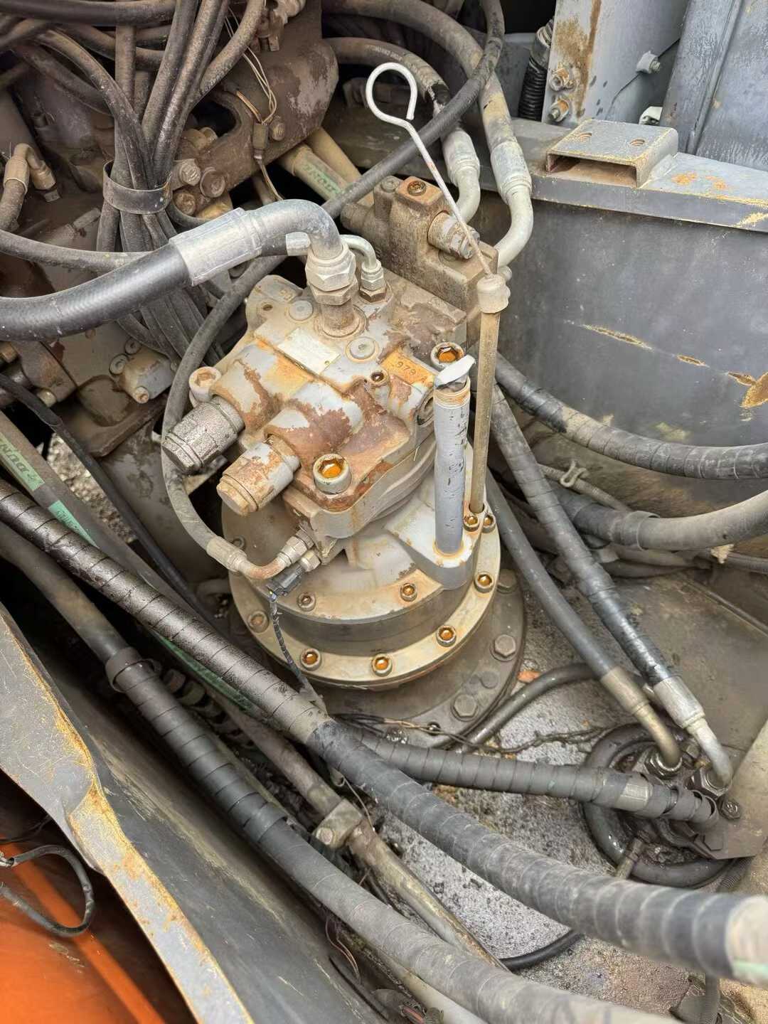 Buy Hitachi EX200 Used Excavator / 3