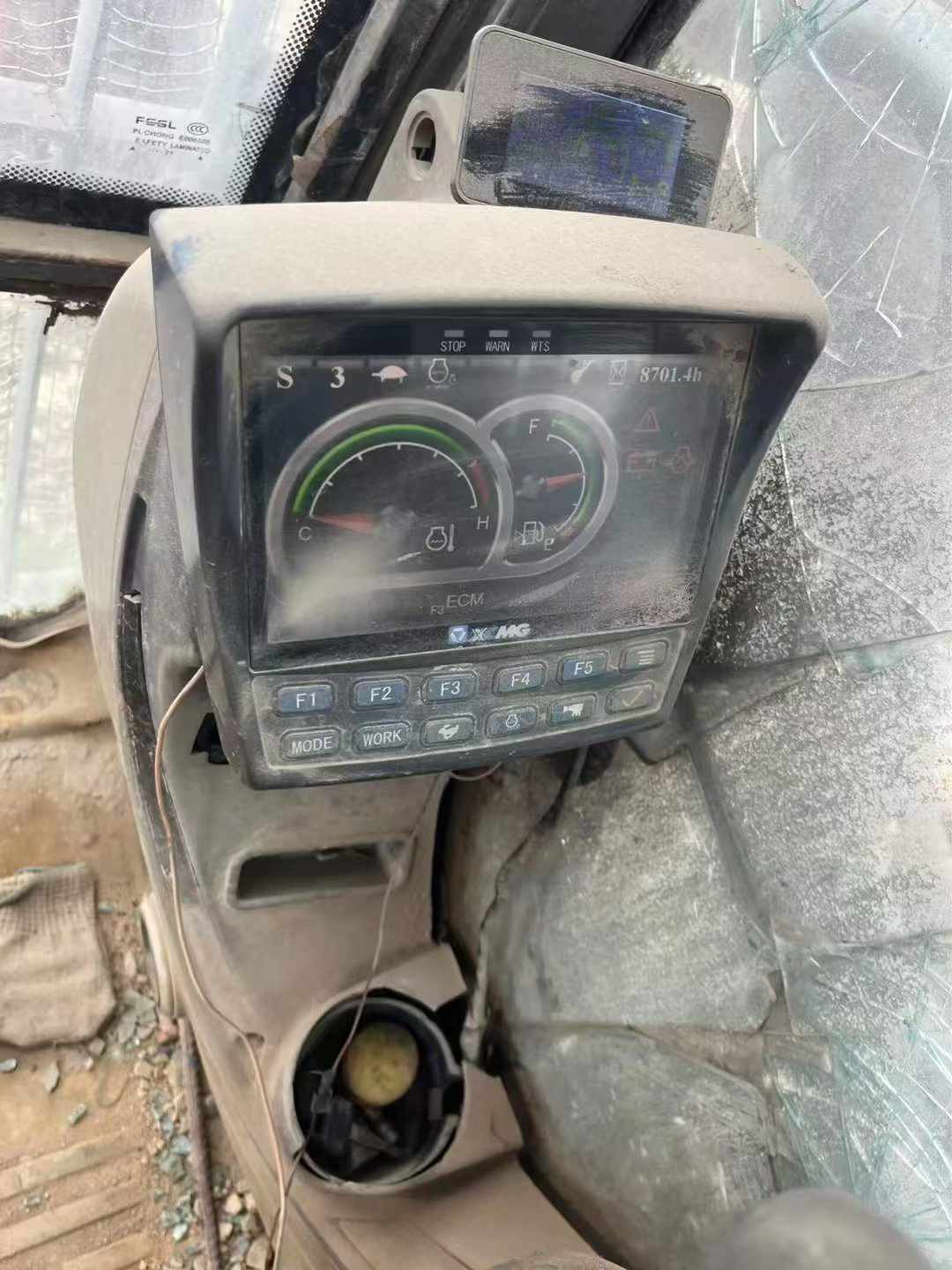 Buy XCMG XE700C Used Excavator / 9