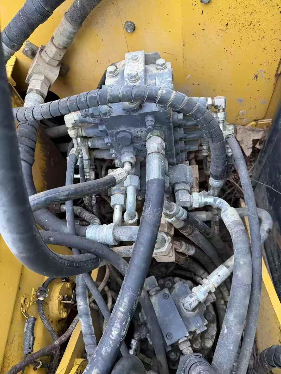 Buy Komatsu PC60-8 Used Excavator / 4