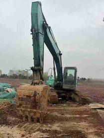 Buy Kobelco SK200 Used Excavator / 3 Buy Kobelco SK200 Used Excavator / 3