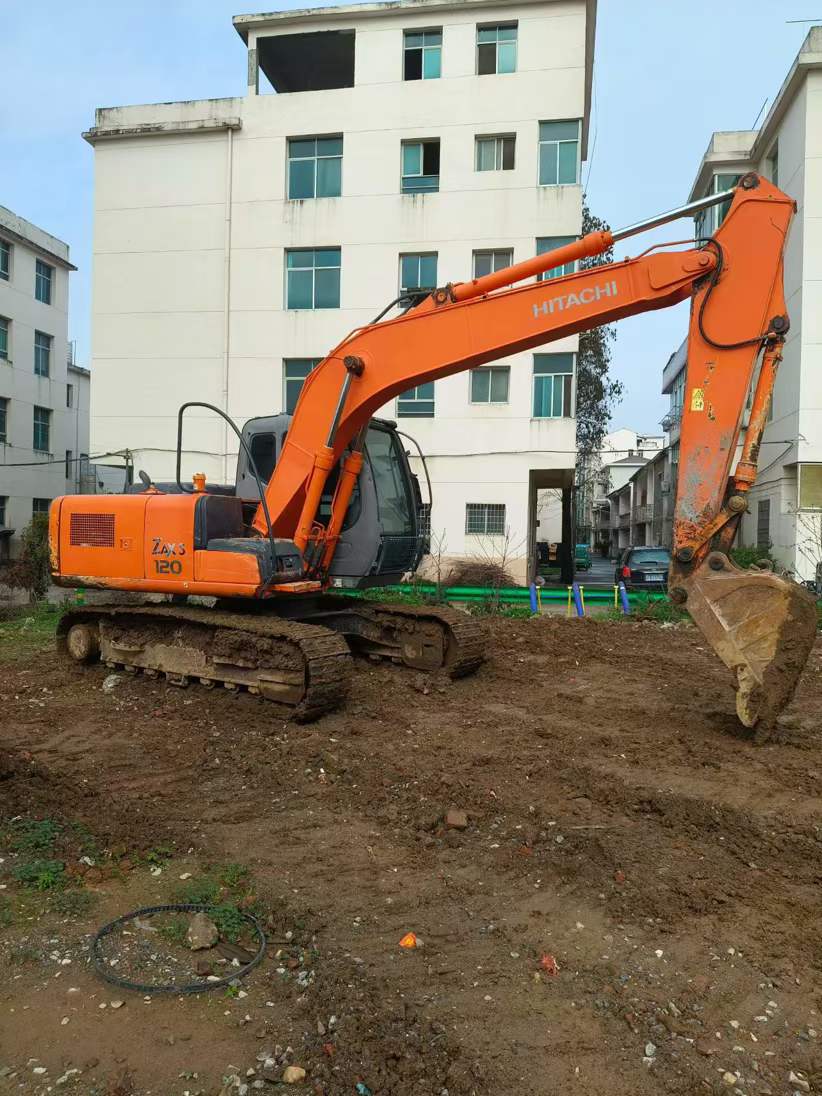 Buy Hitachi EX120-6 Used Excavator / 3