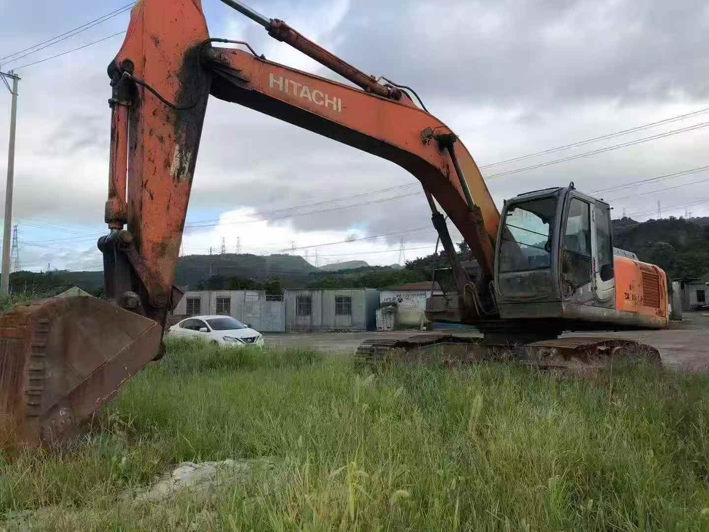 Buy Hitachi EX240-3 Used Excavator / 2