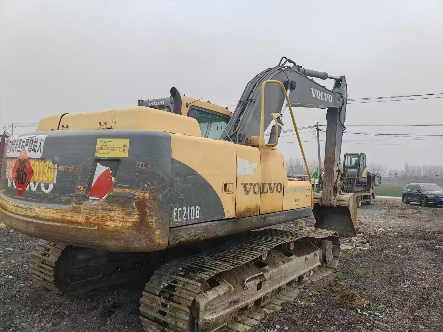 Buy Volvo EC210B Used Excavator / 3
