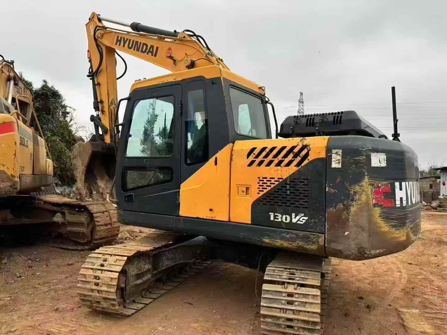 Buy Hyundai 110LVS Used Excavator / 3