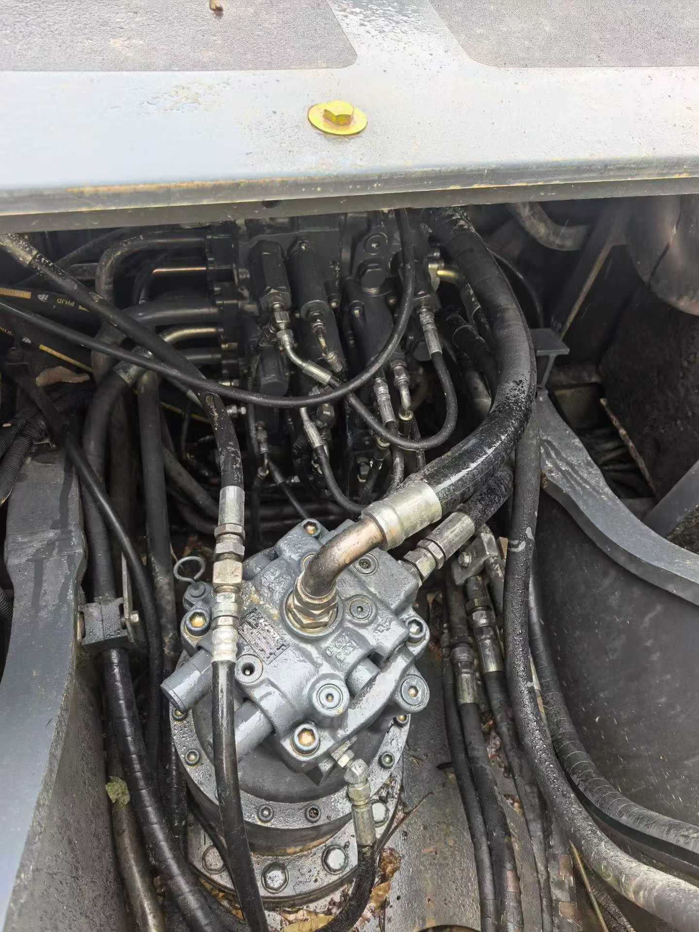 Buy Sumitomo SH200-5 Used Excavator / 3