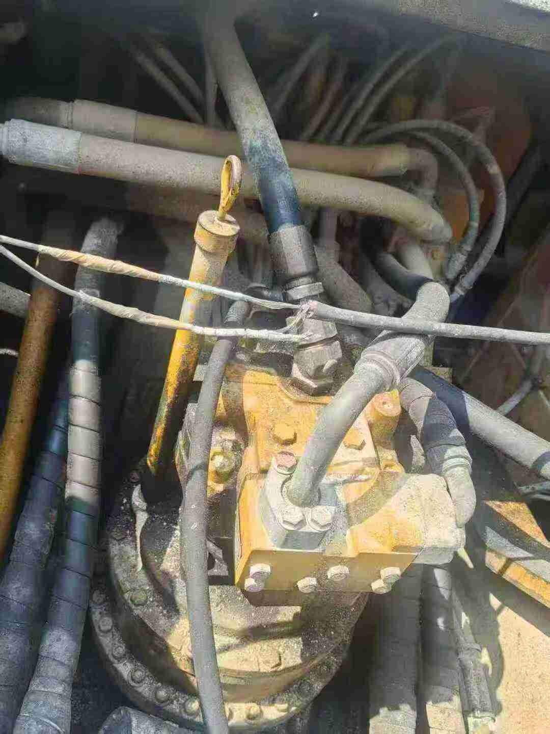 Buy Caterpillar 330B Used Excavator / 8