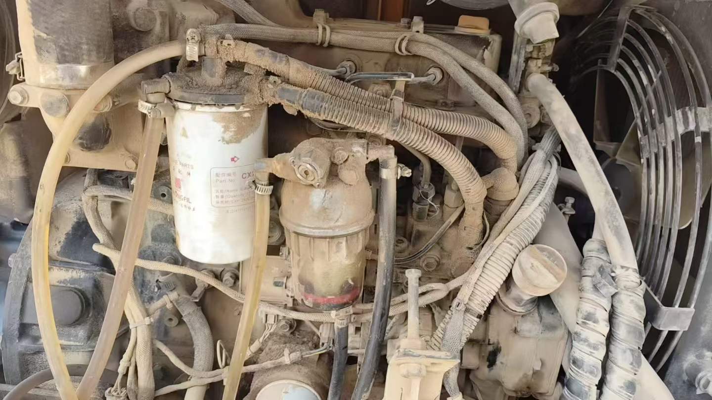 Buy Hyundai HX75 Used Excavator / 2