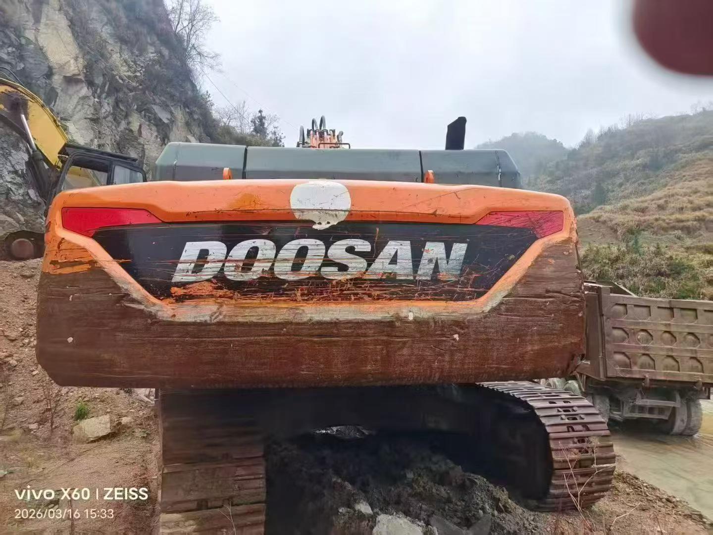 Buy Caterpillar 308B Used Excavator / 3