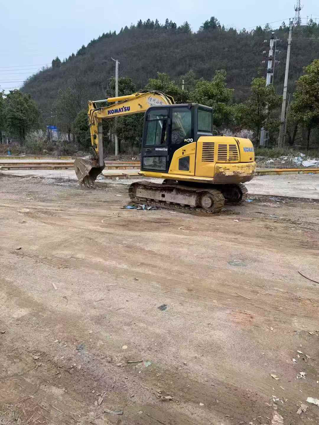 Buy Komatsu PC60-8 Used Excavator / 3