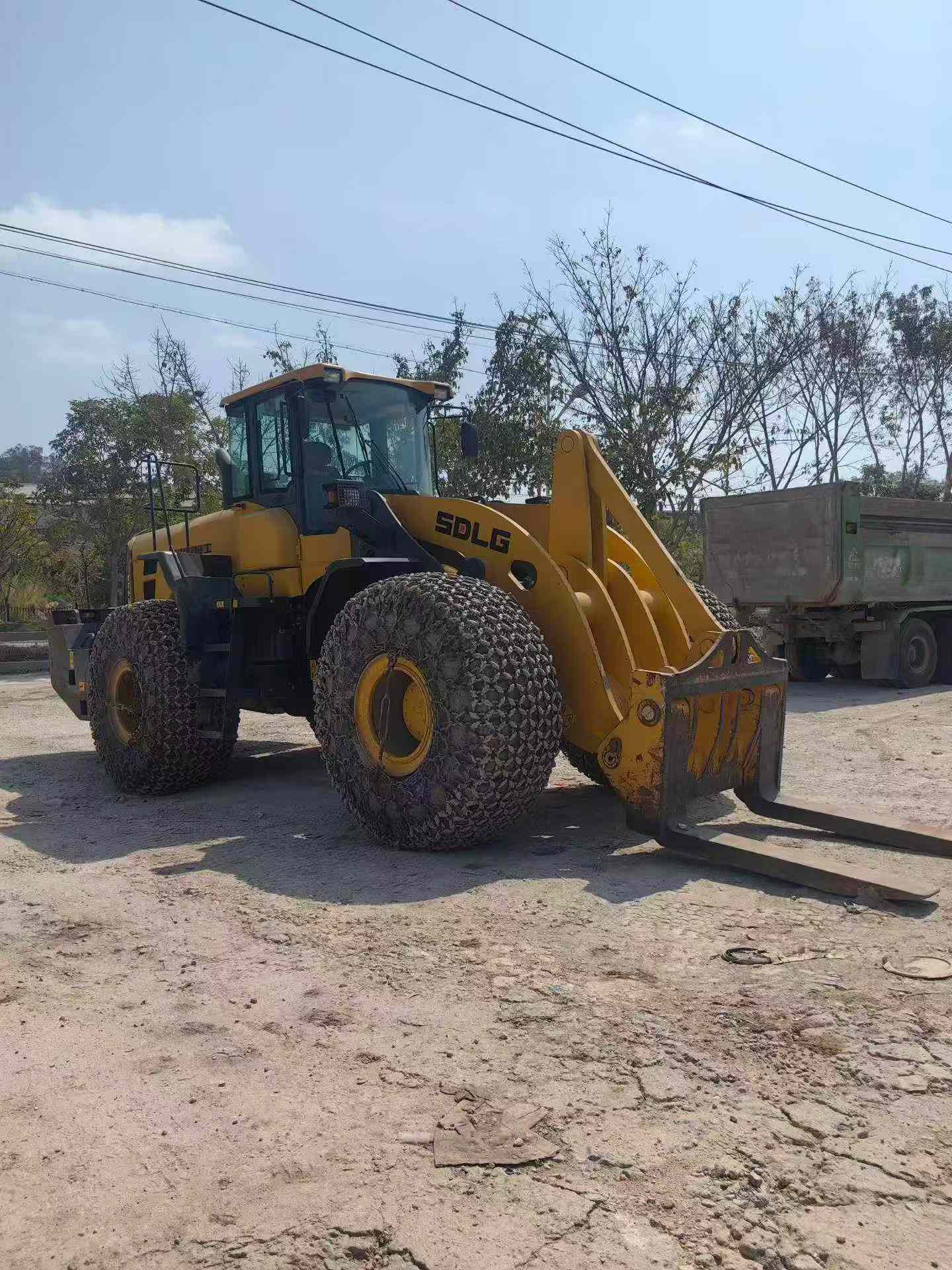 Buy SDLG LFT22H Used Loader