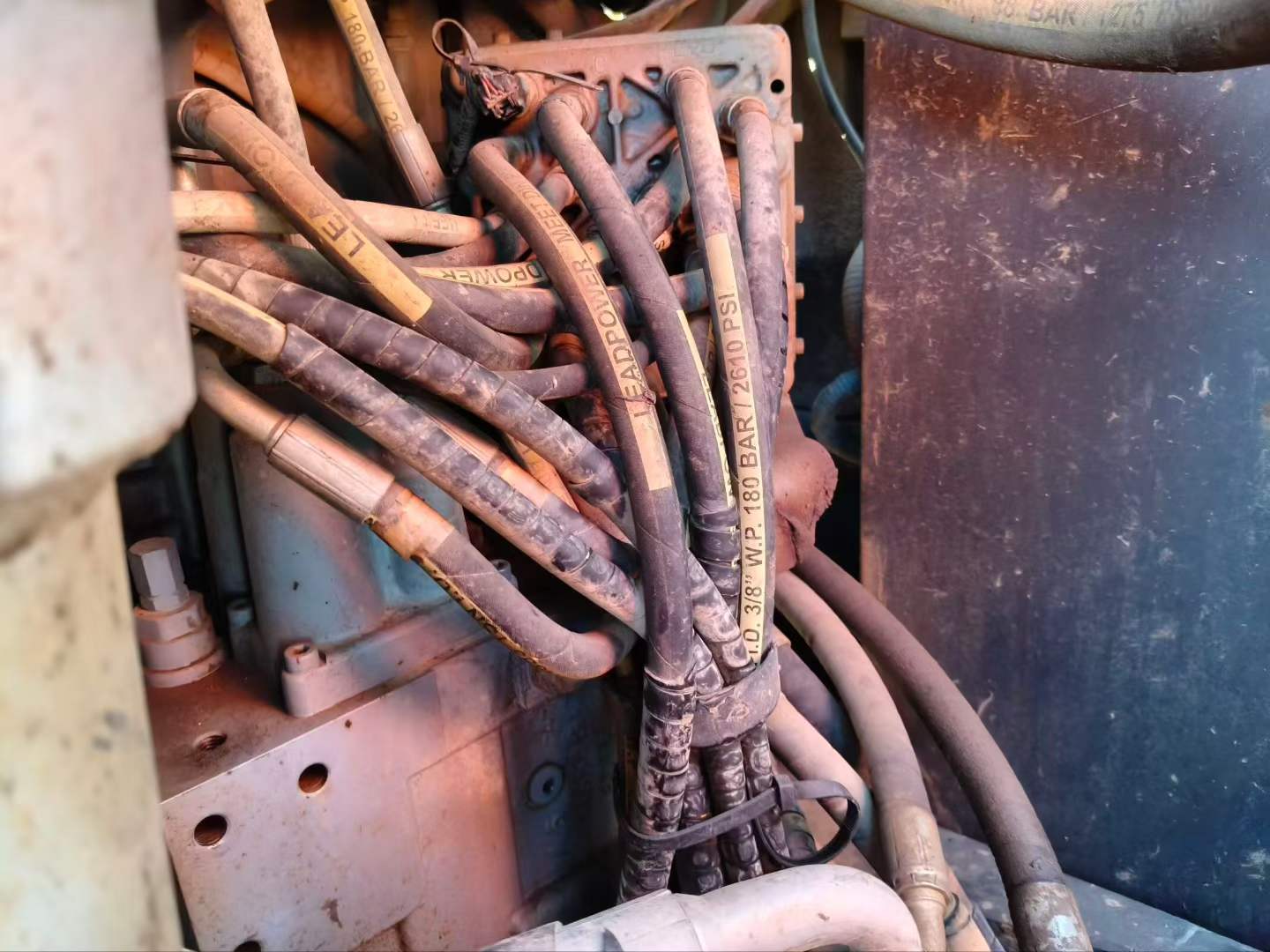 Buy Hitachi EX130 Used Excavator / 8