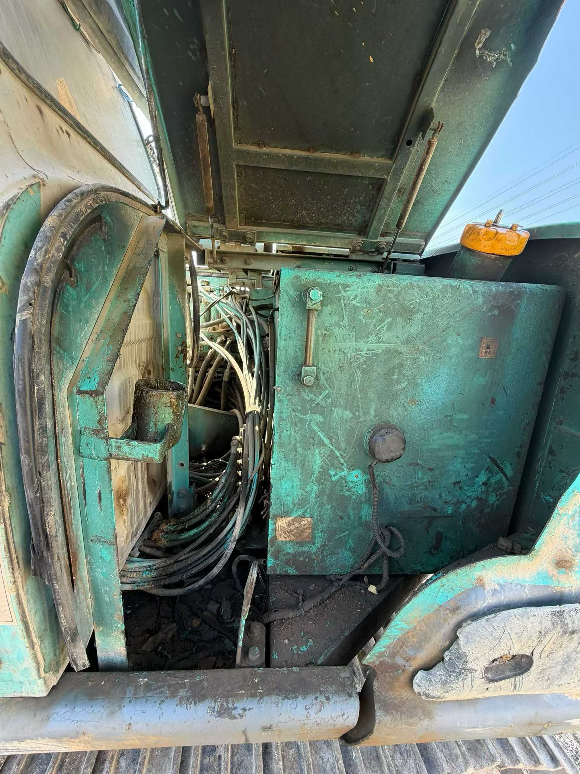 Buy Kobelco SK120 Used Excavator / 5