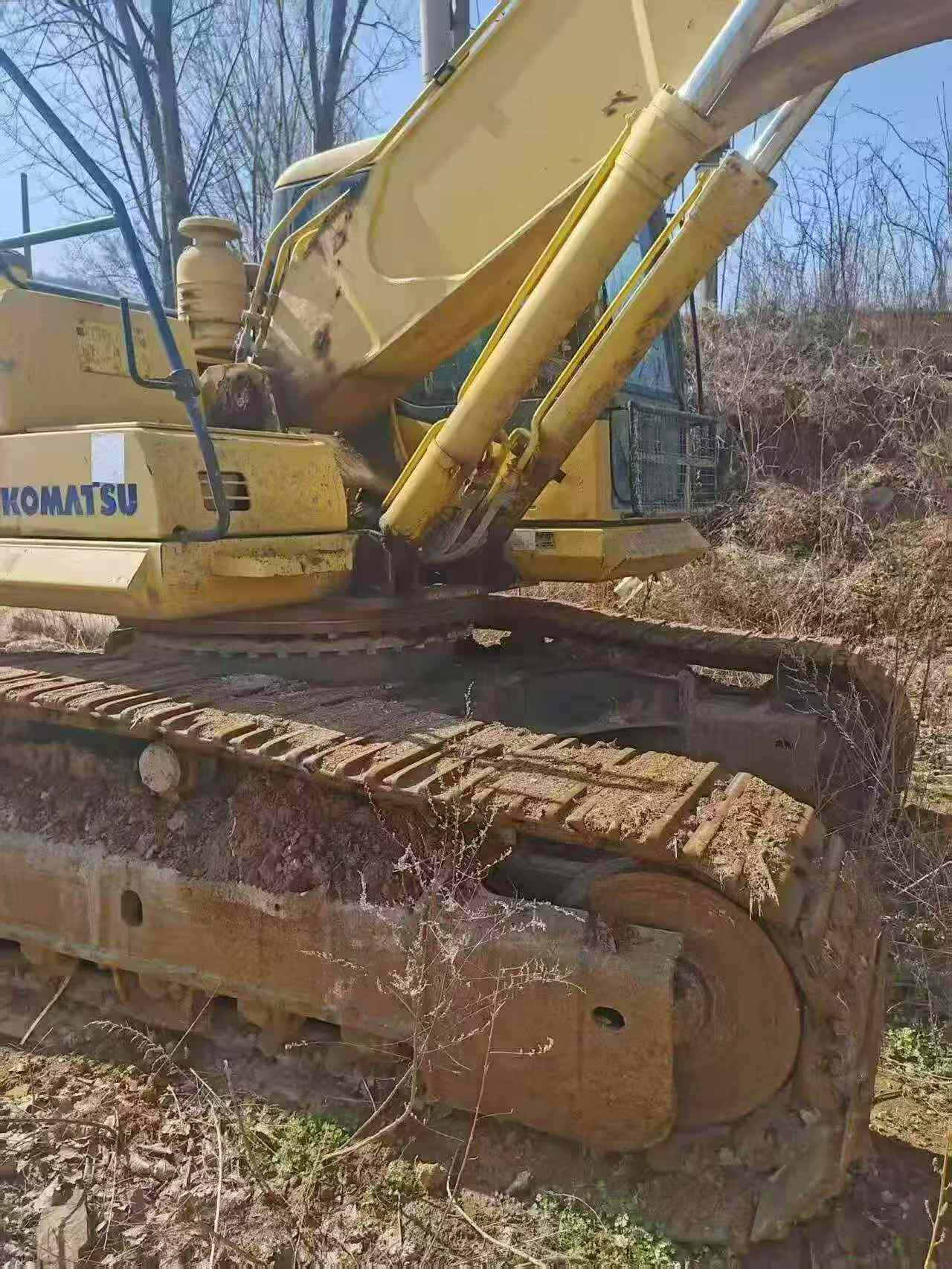 Buy Komatsu PC270-7 Used Excavator / 3