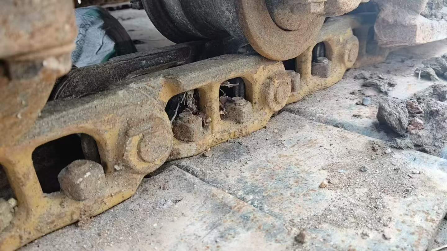 Buy Hyundai HX75 Used Excavator / 3