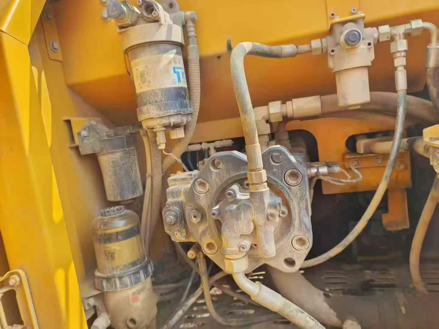 Buy XCMG XE200 Used Excavator / 4