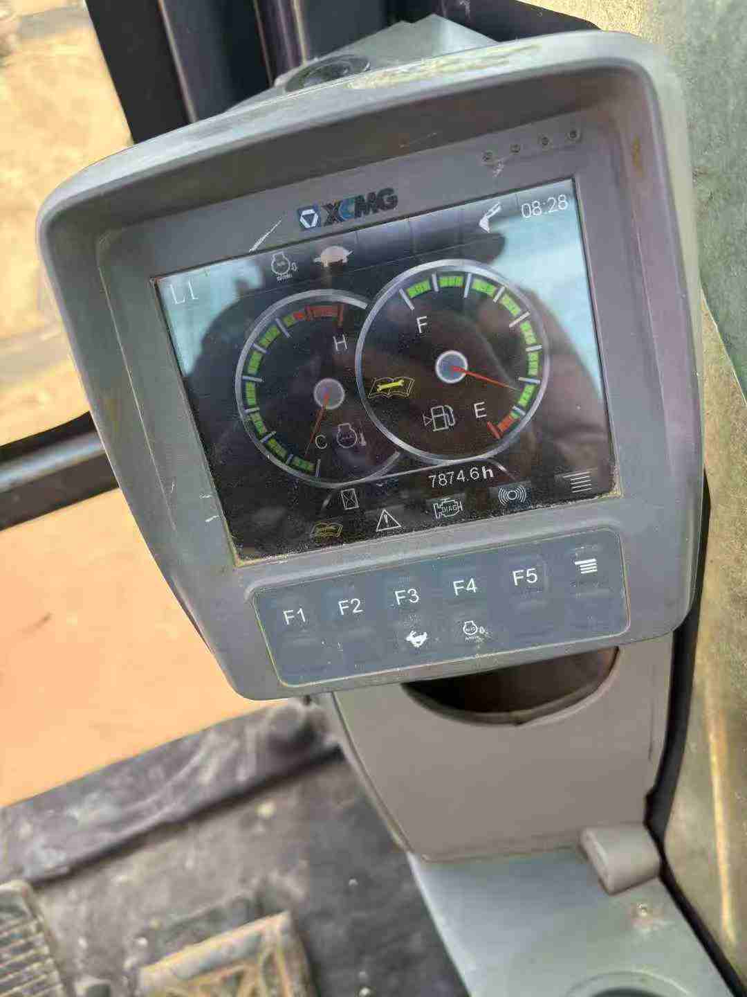 Buy XCMG XE135B Used Excavator / 5