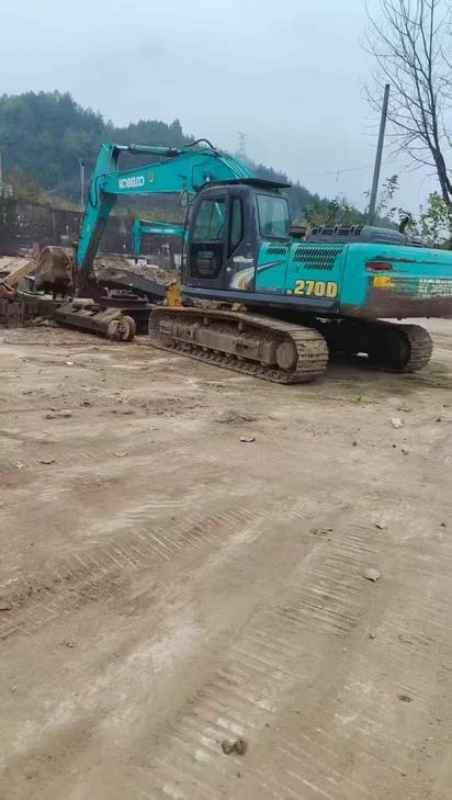 Buy Kobelco SK270D Used Excavator / 1