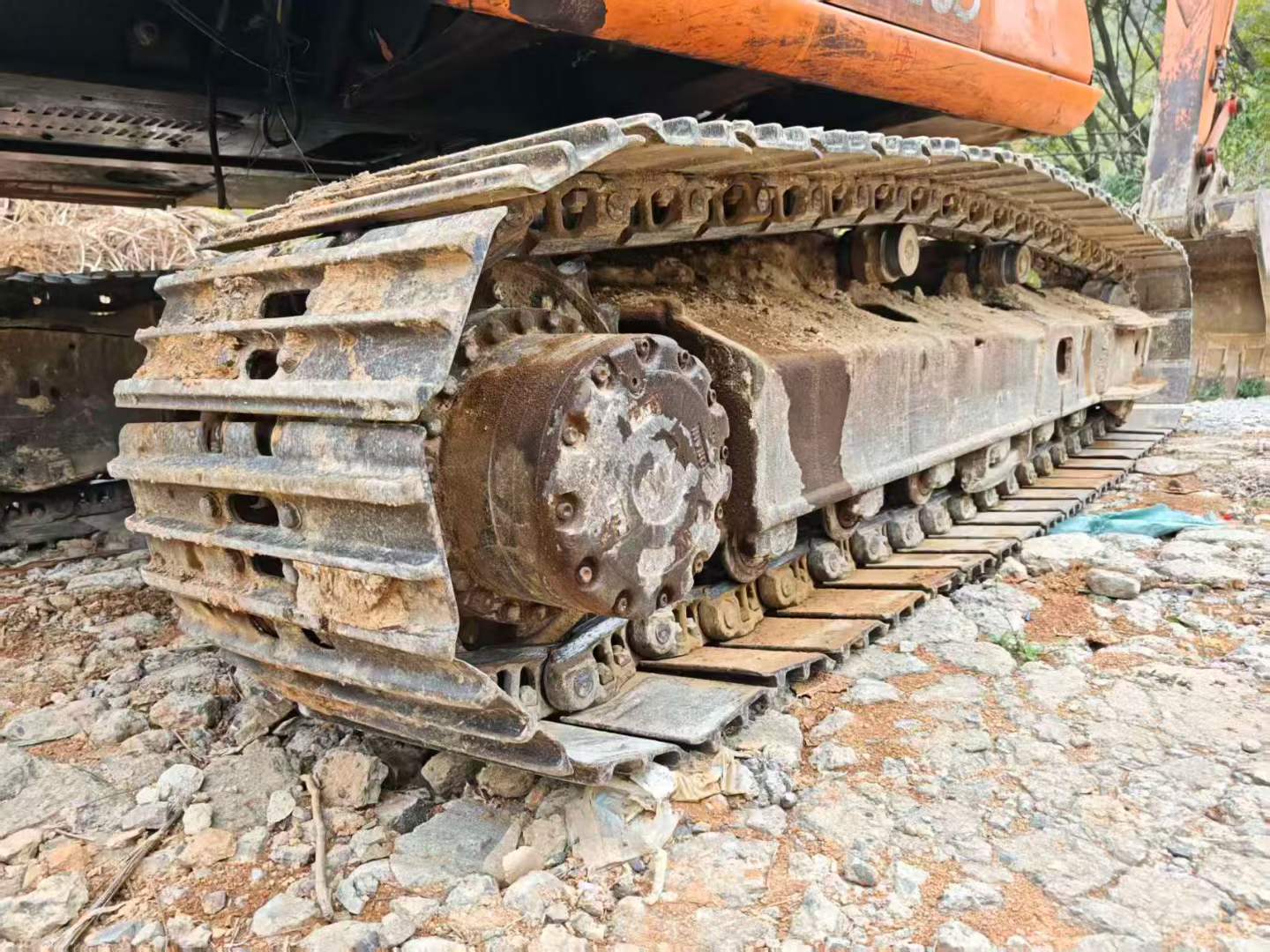 Buy Hitachi EX200-5 Used Excavator / 3