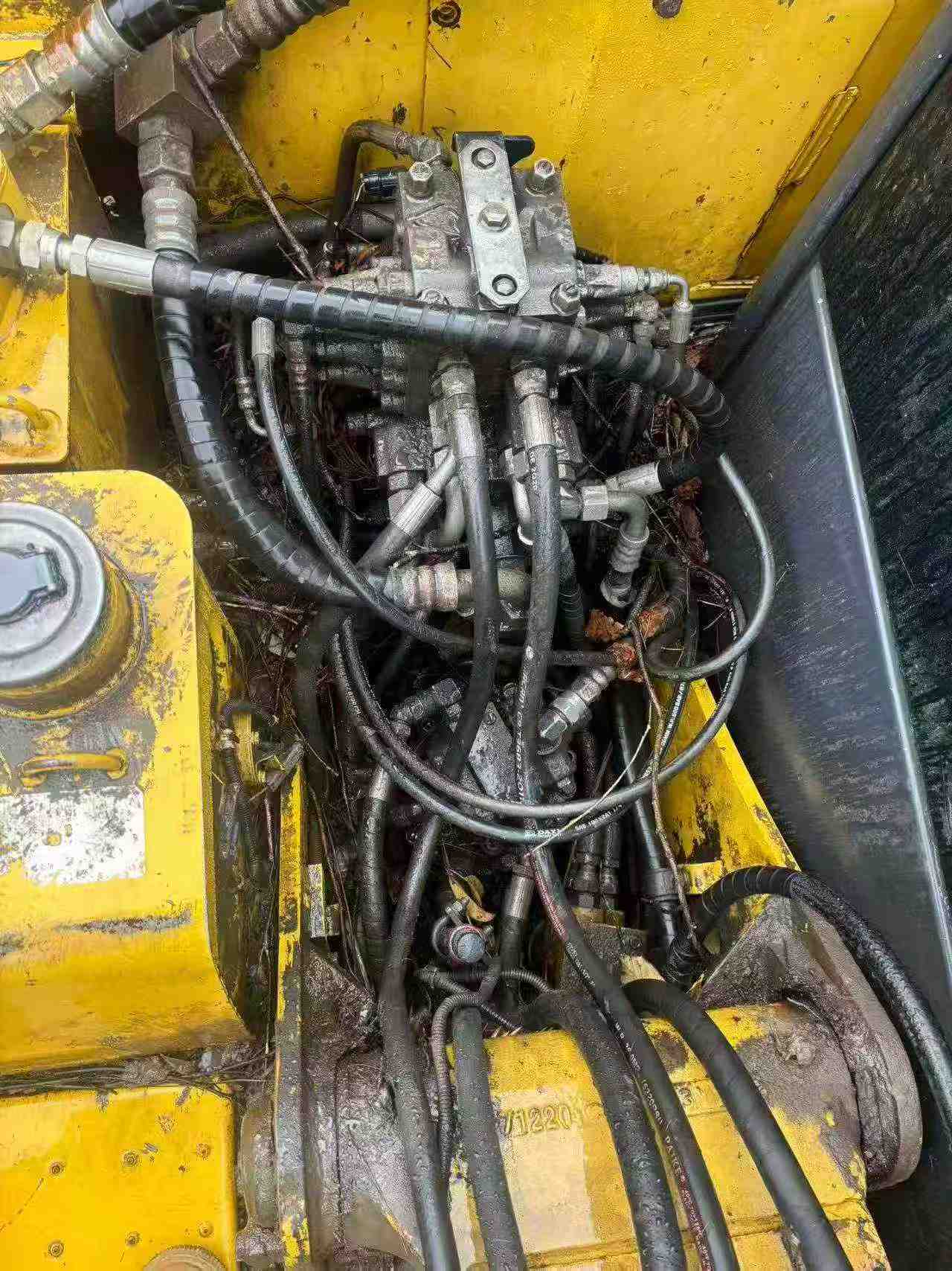 Buy Komatsu PC70-8 Used Excavator / 5