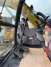 Buy XCMG XE75DA Used Excavator / 5 Buy XCMG XE75DA Used Excavator / 5