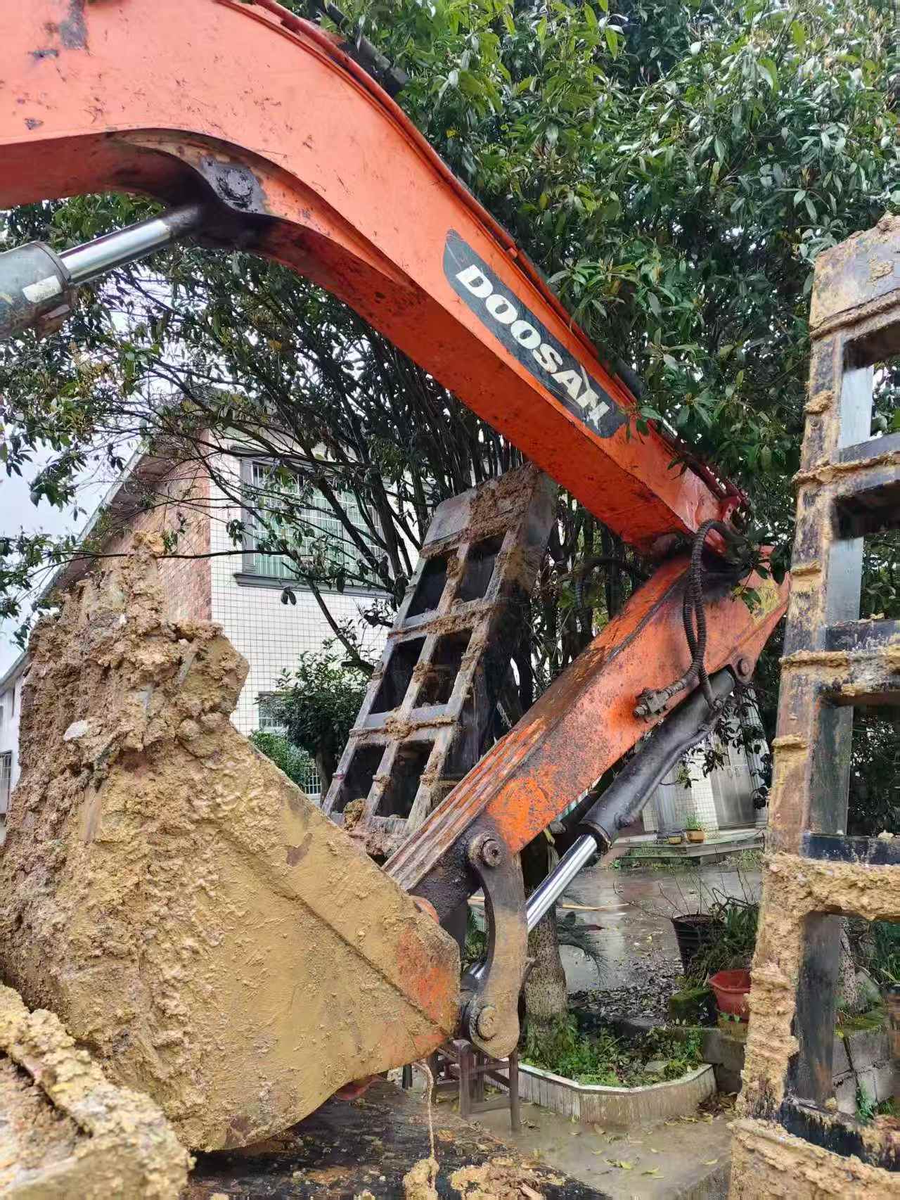 Buy Doosan DX55W Used Excavator / 4