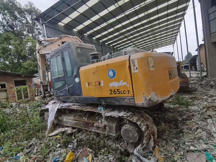 Buy Hyundai R225-7 Used Excavator / 1