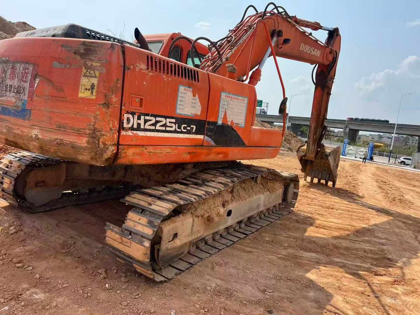 Buy Doosan DH225-7 Used Excavator / 3