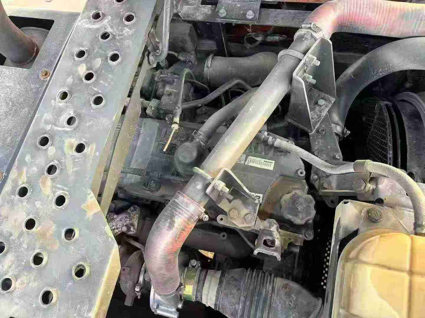 Buy Hitachi ZX210K Used Excavator / 4