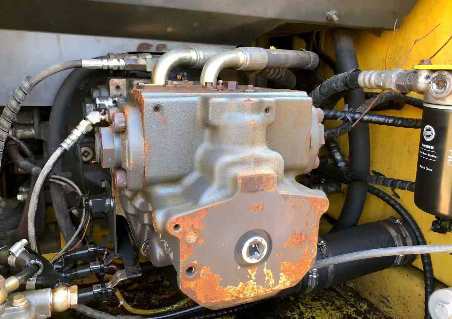 Buy Komatsu PC220-7 Used Excavator / 6