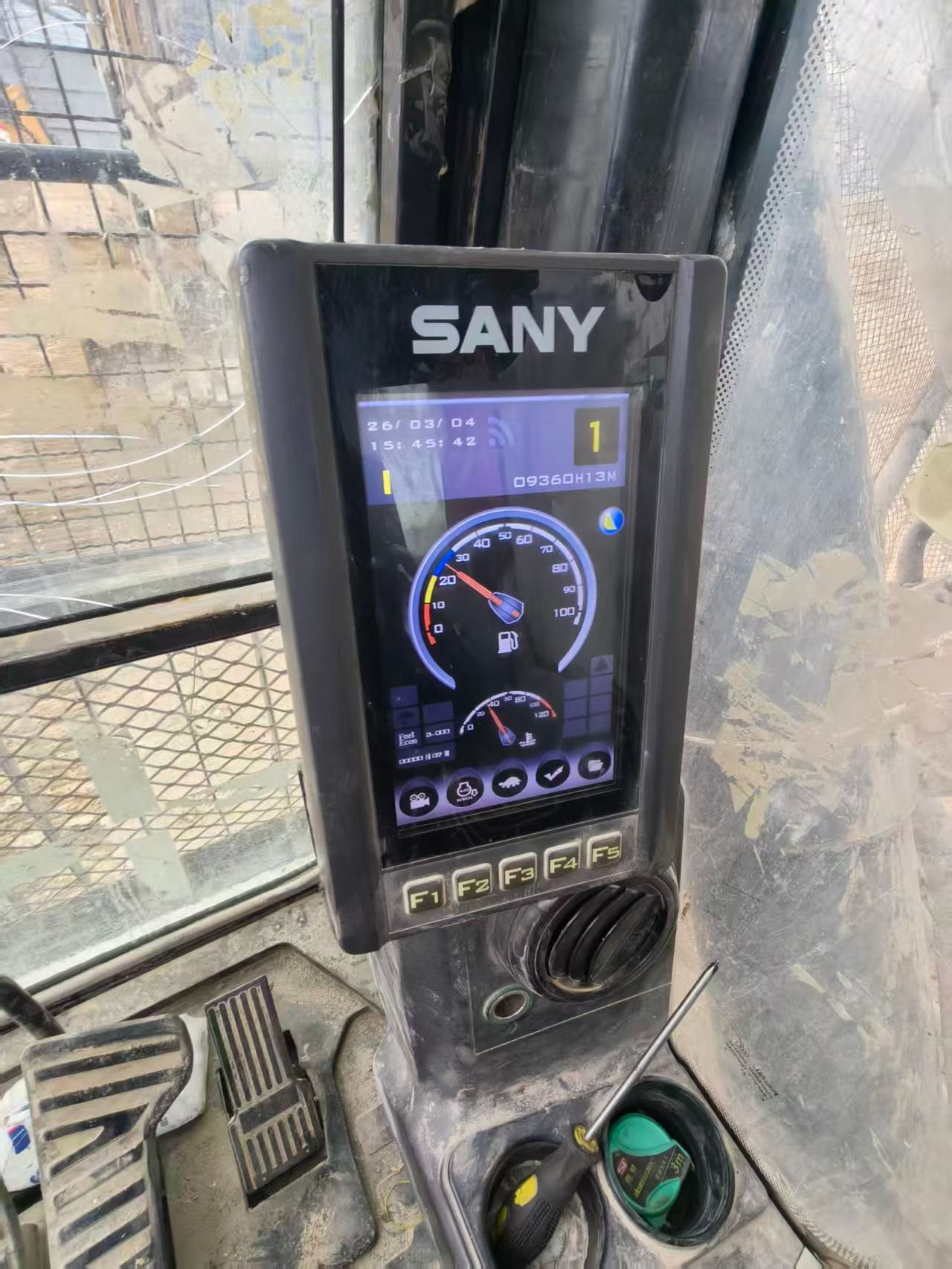 Buy Sany SY550H Used Excavator / 5