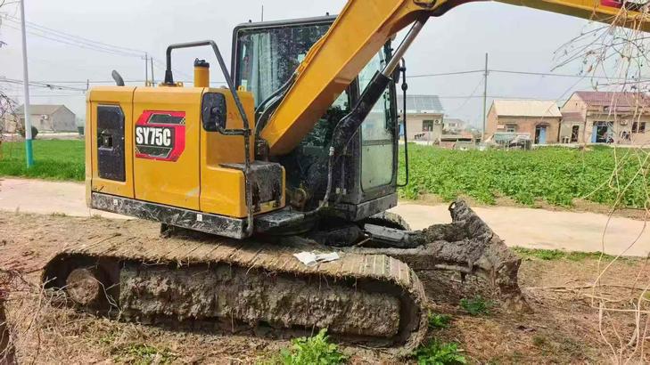 Buy Sany SY70C Used Excavator / 1