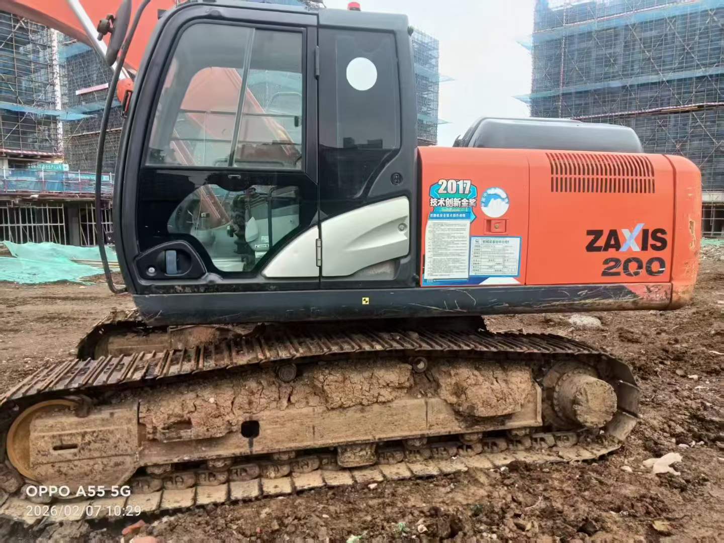 Buy Hitachi ZH200-5A Used Excavator / 4