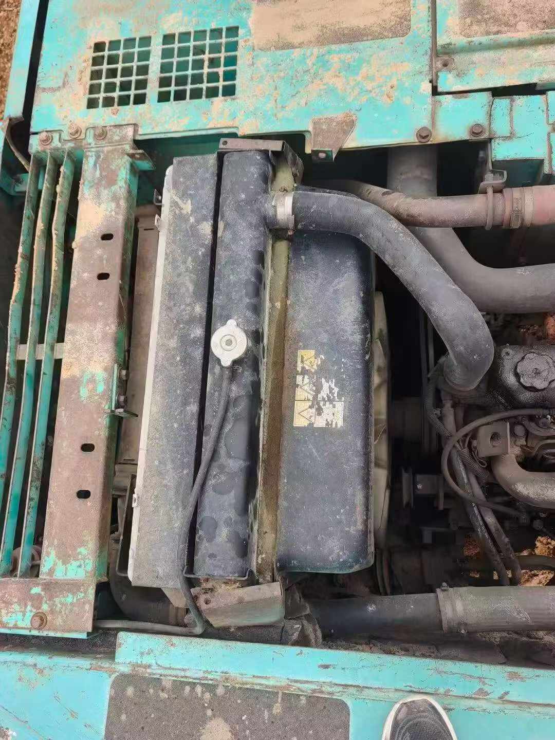 Buy Kobelco SK200-6E Used Excavator / 6