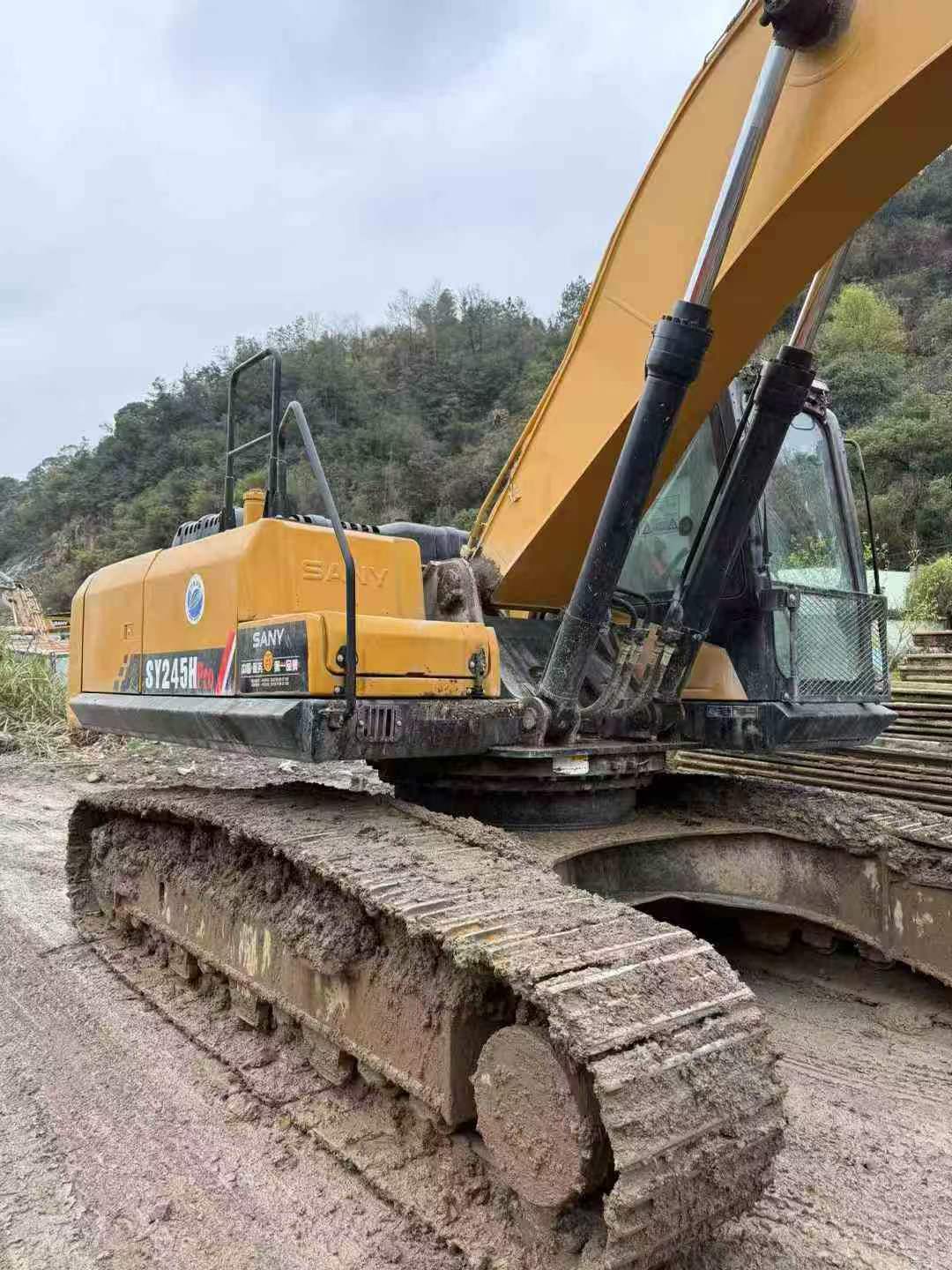 Buy Sany SY245H Used Excavator / 5