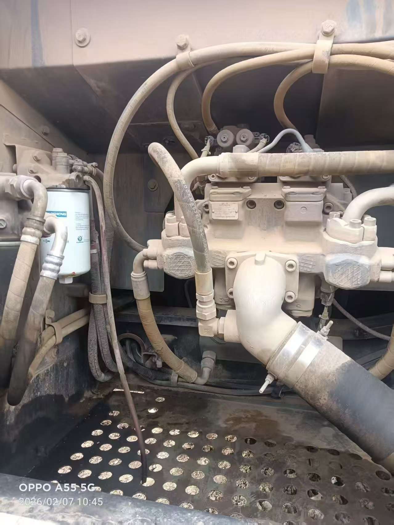 Buy Hitachi ZH200-5A Used Excavator / 9