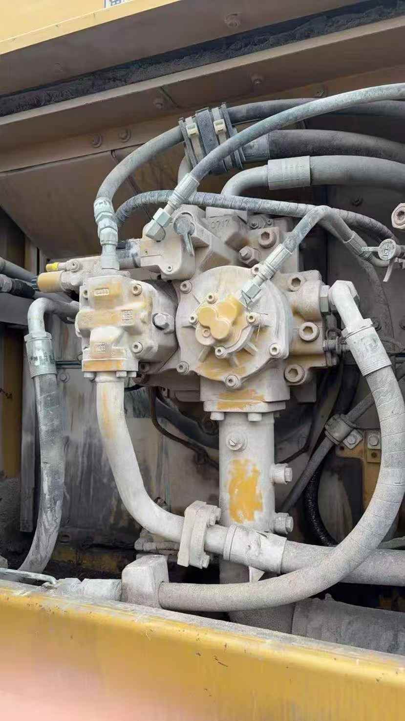 Buy Caterpillar 349E Used Excavator / 5